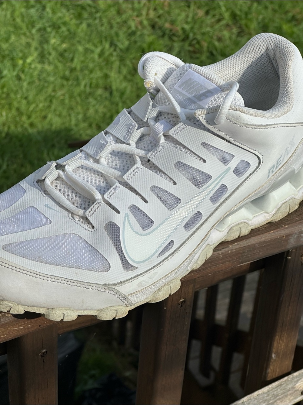 Nike Reax Training Sneakers Men’s 13 White Gray Walking Gym Athletic Shoes